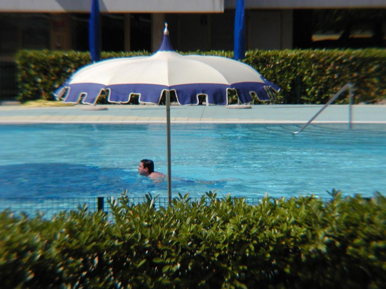 Appartamenti Valbella Con Piscina Bibione Luaran gambar